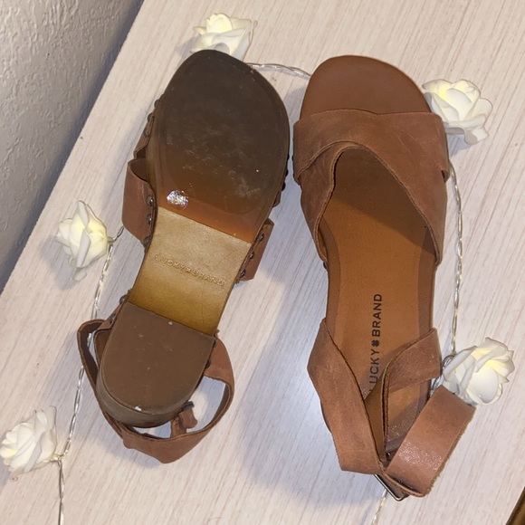 Lucky brand 6 cognac platform leather open toe - Picture 7 of 7